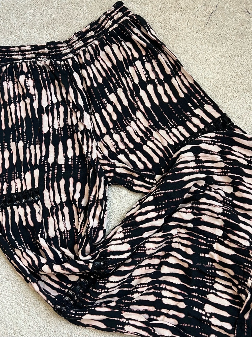 Love Wish Women’s XL Boho Tiered Palazzo Pants  Lace Accents Black Pink Tie Dye